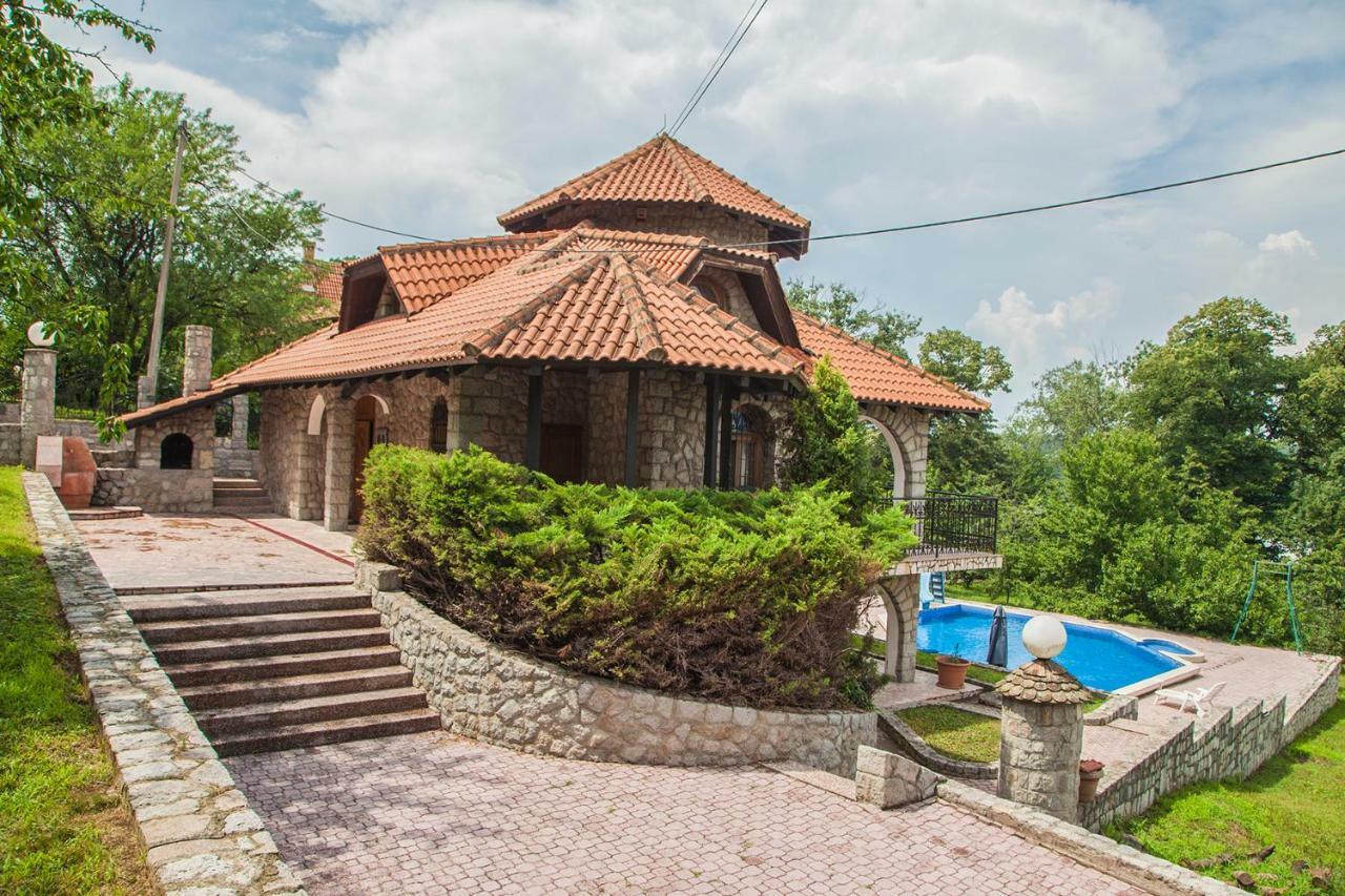 Exclusive House Legacy Villa Szendrő Kültér fotó