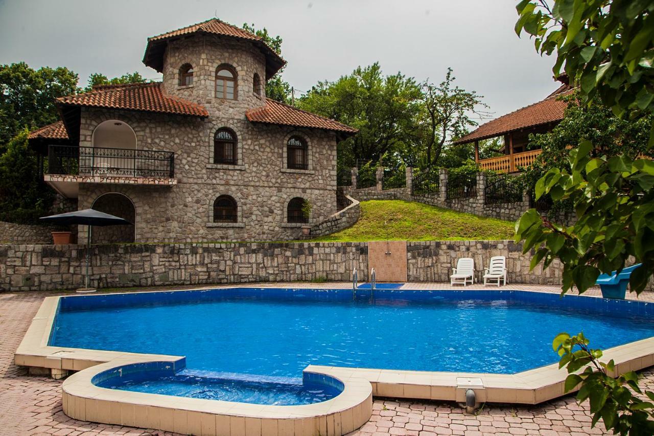 Exclusive House Legacy Villa Szendrő Kültér fotó