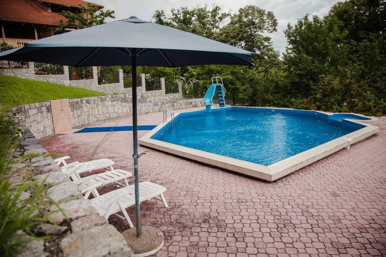 Exclusive House Legacy Villa Szendrő Kültér fotó